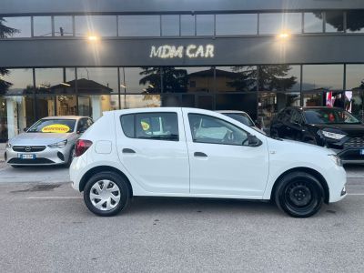 Dacia Sandero 1.0 SCe 12V 75CV *NEOPATENTATI*